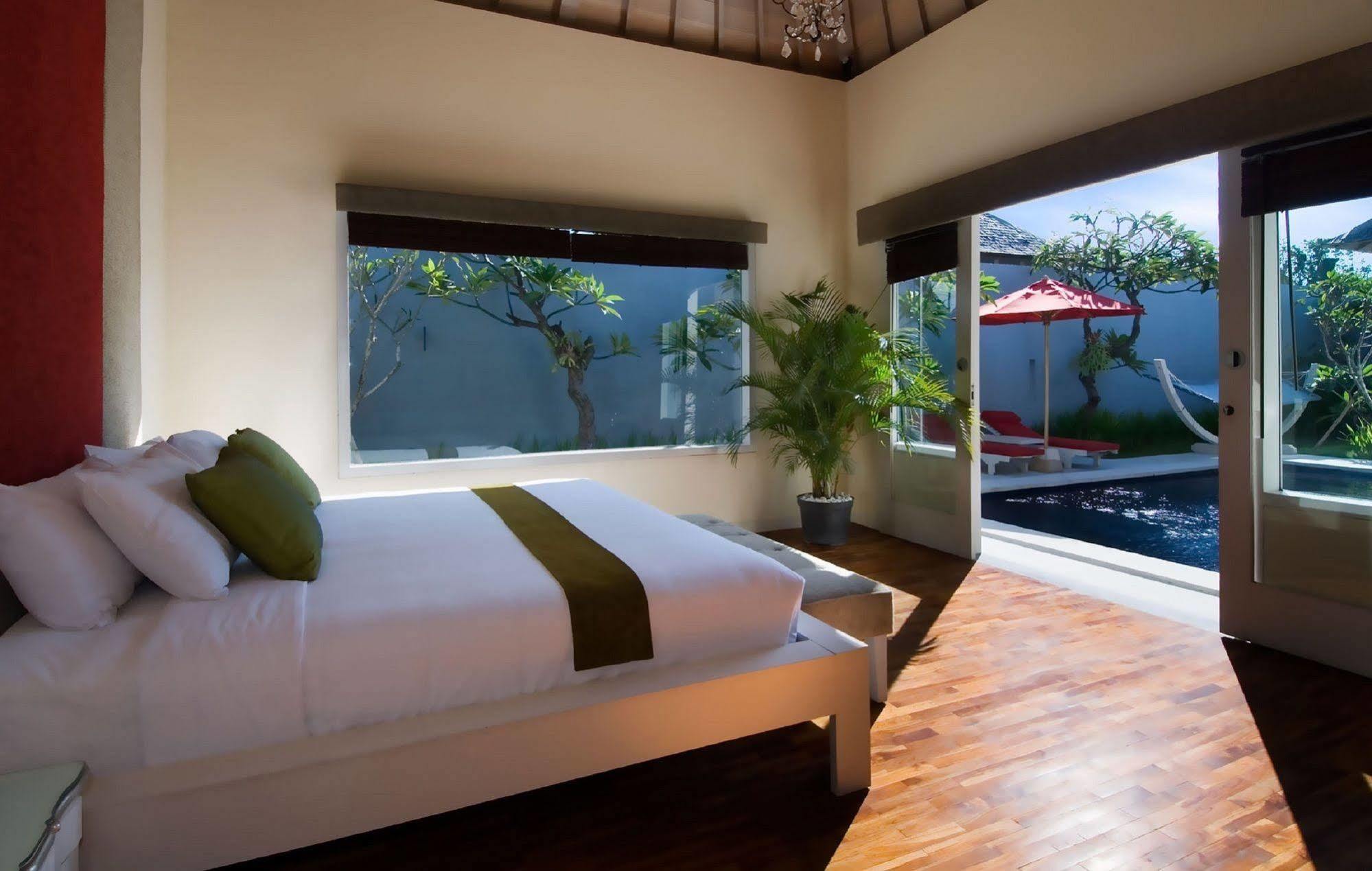 Kamuela Villas Seminyak Ngoại thất bức ảnh