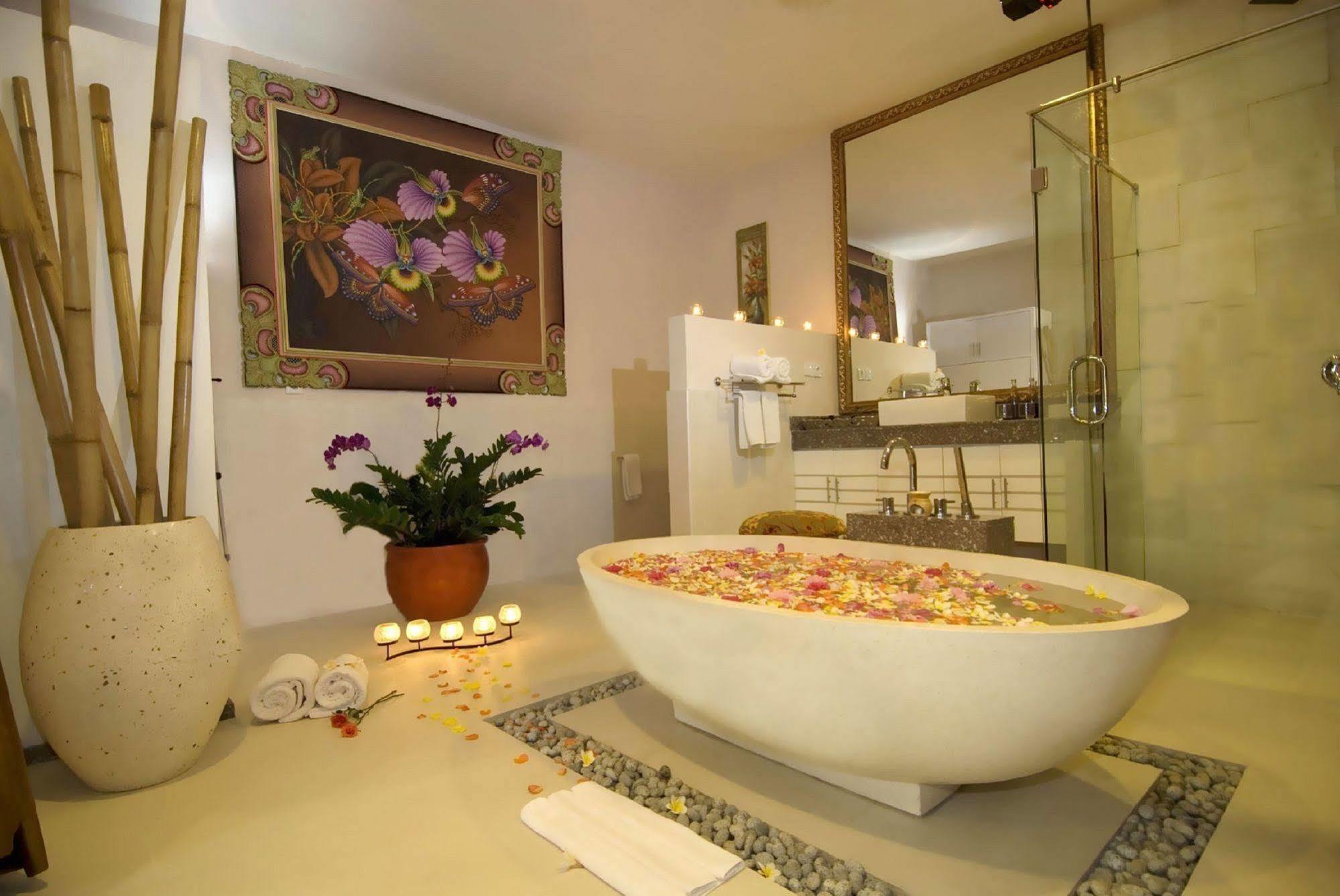 Kamuela Villas Seminyak Ngoại thất bức ảnh