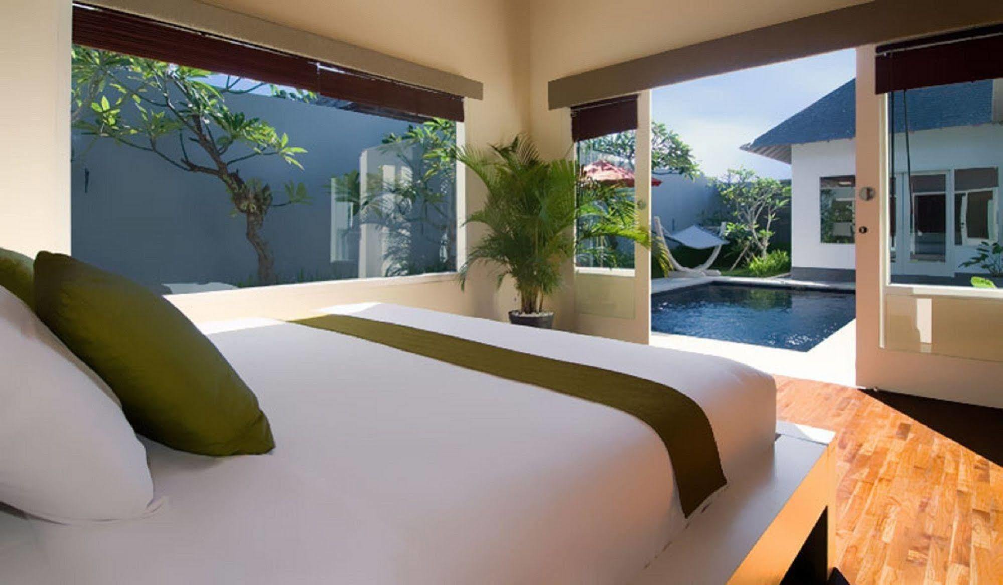 Kamuela Villas Seminyak Ngoại thất bức ảnh
