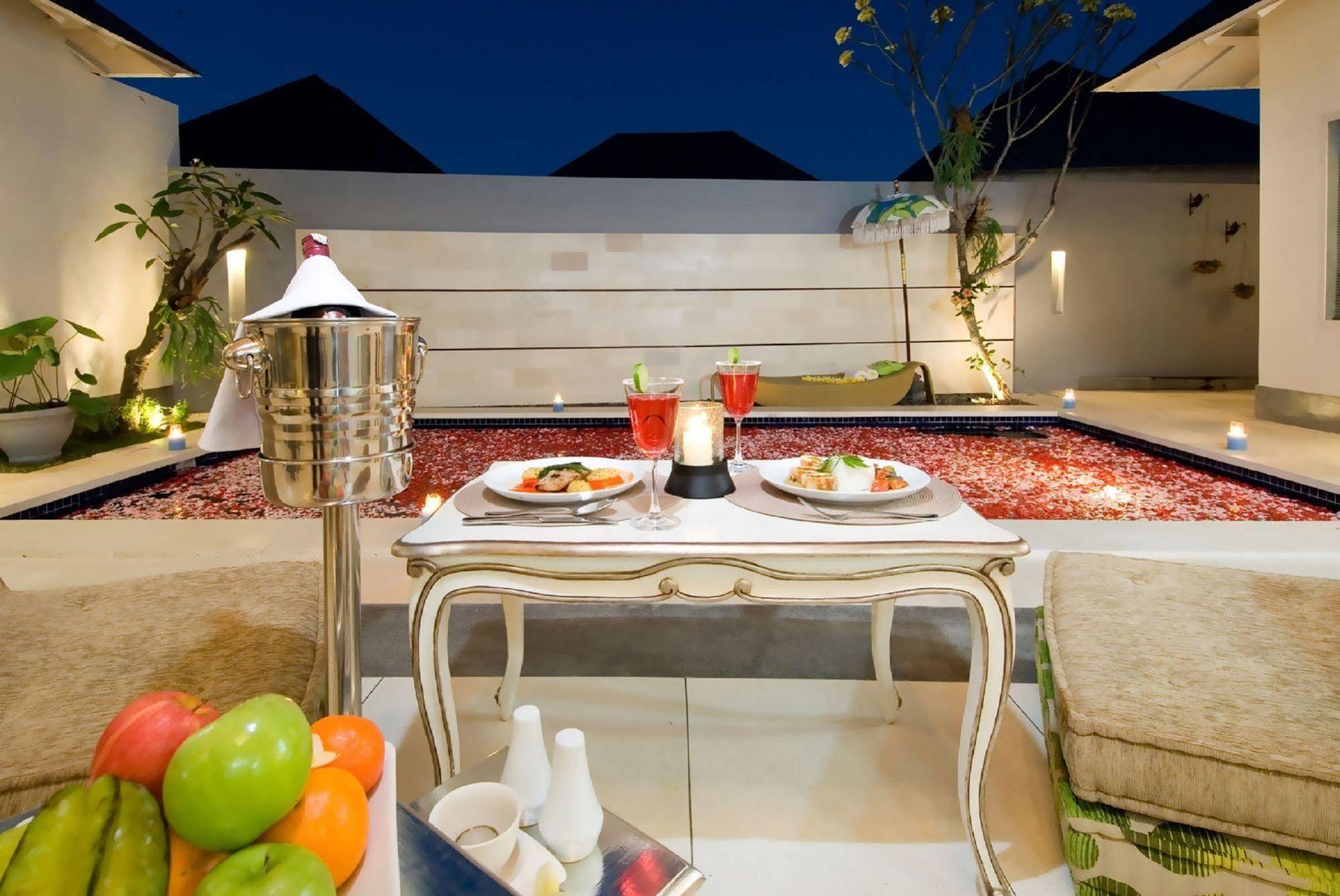 Kamuela Villas Seminyak Ngoại thất bức ảnh
